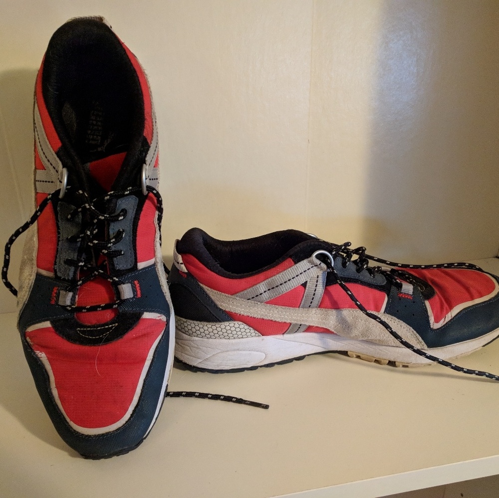 Running shoes